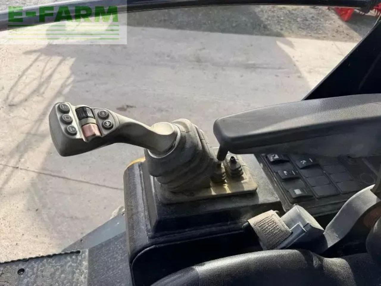 Chargeuse sur pneus Giant g3500: photos 9 Chargeuse sur pneus Giant g3500: photos 9