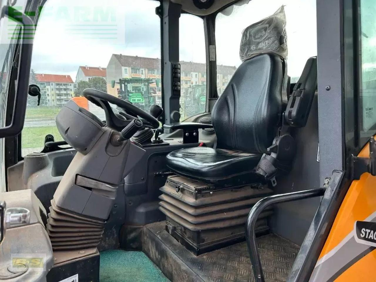 Chargeuse sur pneus Giant g4500 tele: photos 11 Chargeuse sur pneus Giant g4500 tele: photos 11