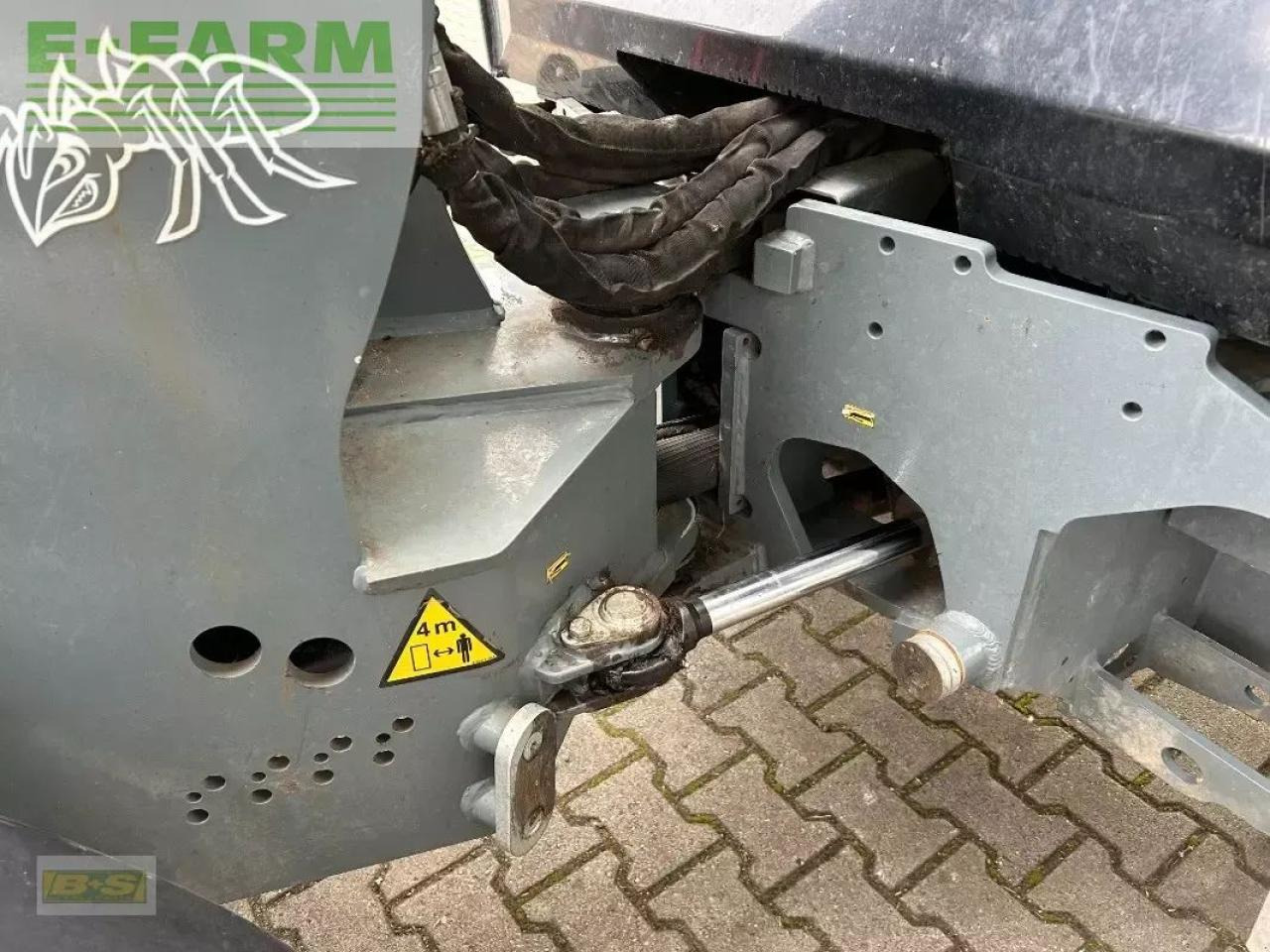 Chargeuse sur pneus Giant g4500 tele: photos 10 Chargeuse sur pneus Giant g4500 tele: photos 10