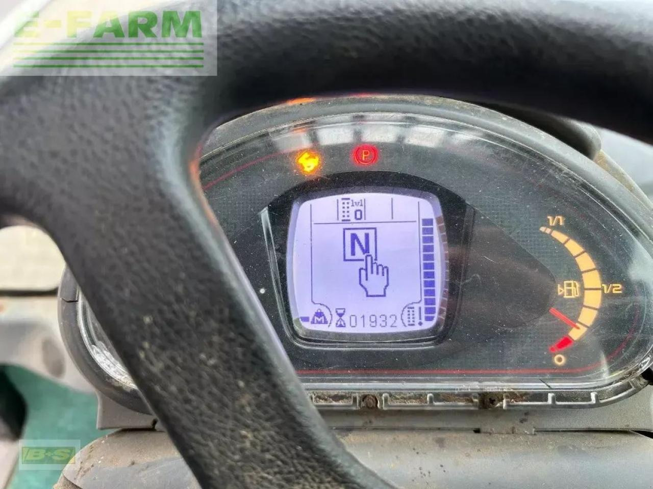 Chargeuse sur pneus Giant g4500 tele: photos 16 Chargeuse sur pneus Giant g4500 tele: photos 16