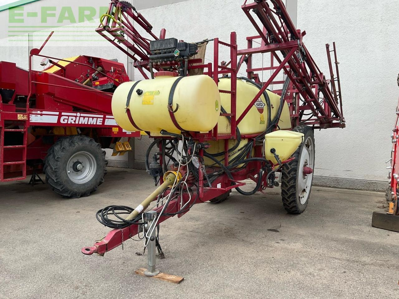 Hardi Commander - Pulvérisateur traîné: photos 1 Hardi Commander - Pulvérisateur traîné: photos 1