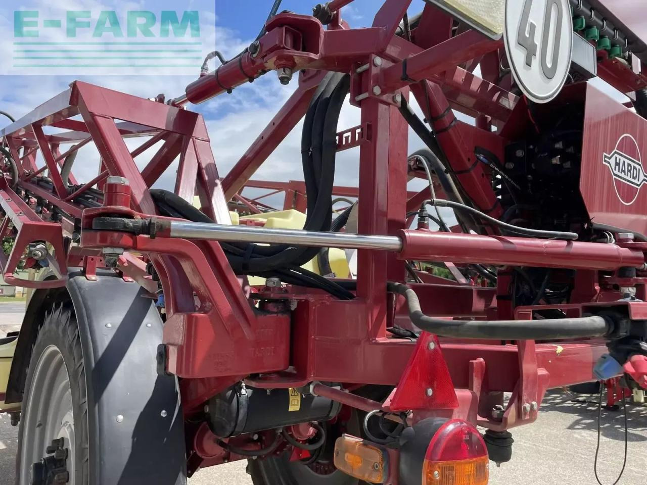Hardi navigator 3000 - Pulvérisateur traîné: photos 4 Hardi navigator 3000 - Pulvérisateur traîné: photos 4