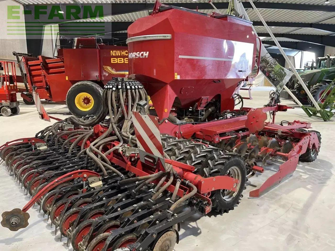 Horsch pronto 4 - Combiné de semis: photos 3 Horsch pronto 4 - Combiné de semis: photos 3