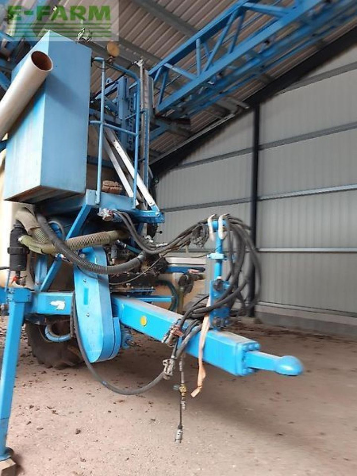 Inuma ias 6036 - Pulvérisateur traîné: photos 5 Inuma ias 6036 - Pulvérisateur traîné: photos 5