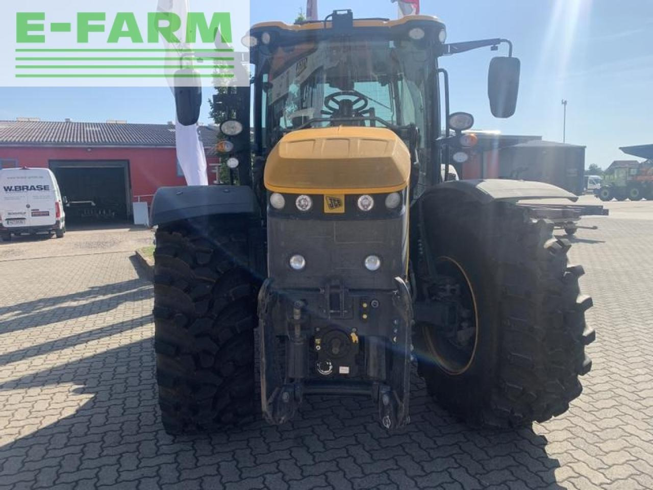 JCB 4220 fasttrac mit jd-autotrac vorbereitung + stoll konsolen - Tracteur agricole: photos 2 JCB 4220 fasttrac mit jd-autotrac vorbereitung + stoll konsolen - Tracteur agricole: photos 2