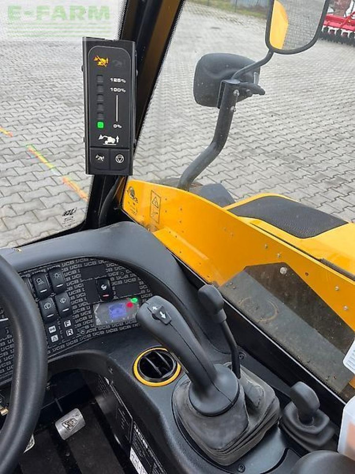 Chariot télescopique JCB 514-40: photos 10