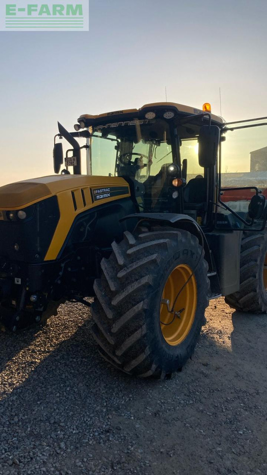 JCB Fastrac 4220 - Tracteur agricole: photos 1 JCB Fastrac 4220 - Tracteur agricole: photos 1