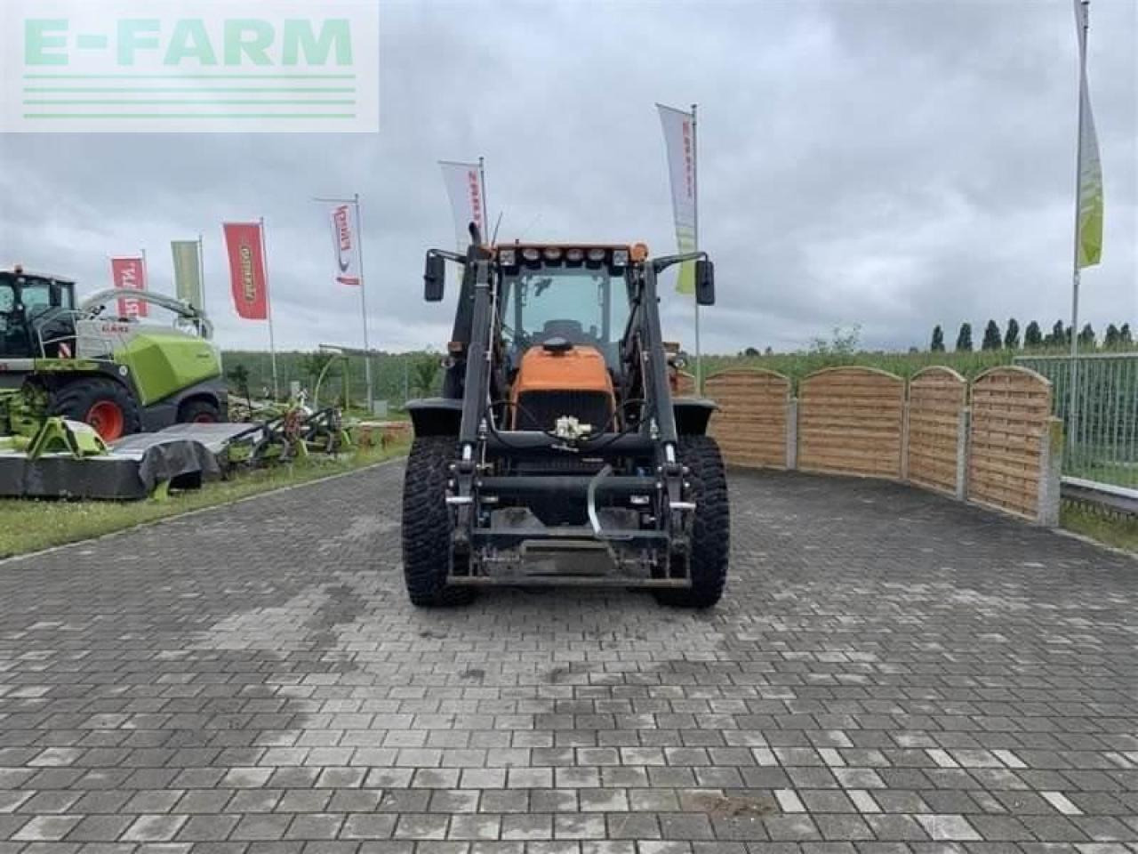 JCB fastrac 2140 - Tracteur agricole: photos 2 JCB fastrac 2140 - Tracteur agricole: photos 2