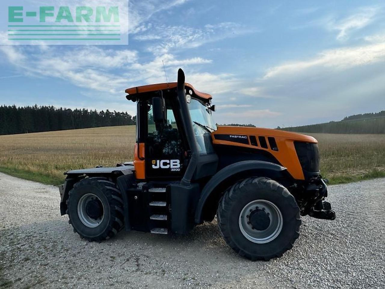 JCB fastrac 3200 xtra sisu - Tracteur agricole: photos 5 JCB fastrac 3200 xtra sisu - Tracteur agricole: photos 5