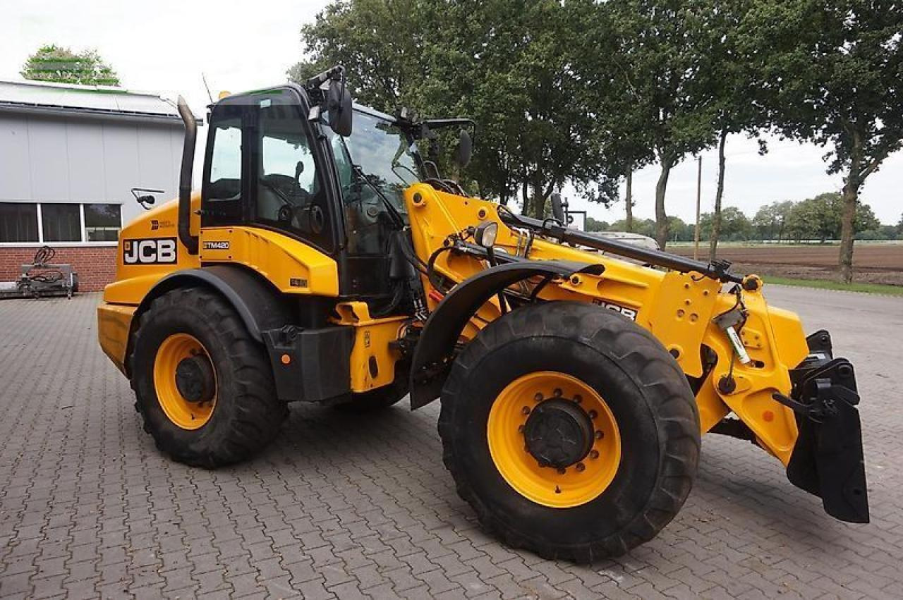 JCB jcb tm 420 teleskopradlader - Mini pelle: photos 2 JCB jcb tm 420 teleskopradlader - Mini pelle: photos 2