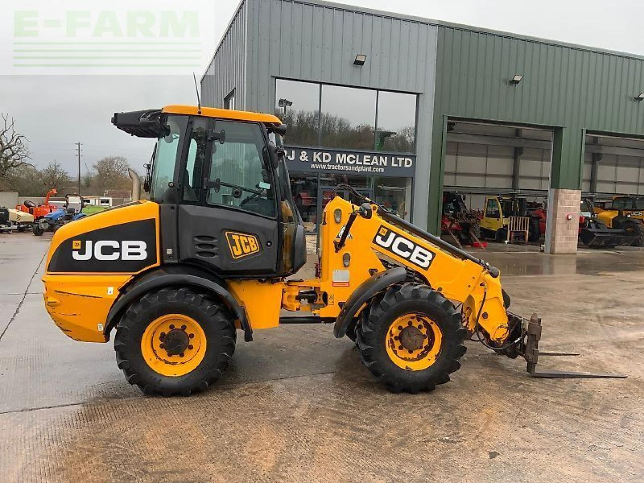 JCB tm220 agri telehandler (st25185) - Chargeuse sur pneus: photos 2 JCB tm220 agri telehandler (st25185) - Chargeuse sur pneus: photos 2
