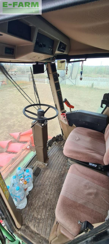 Moissonneuse-batteuse John Deere 2266: photos 11 Moissonneuse-batteuse John Deere 2266: photos 11