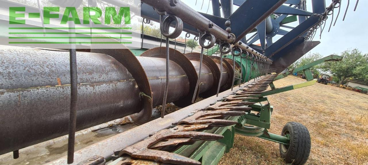 Moissonneuse-batteuse John Deere 2266: photos 10 Moissonneuse-batteuse John Deere 2266: photos 10