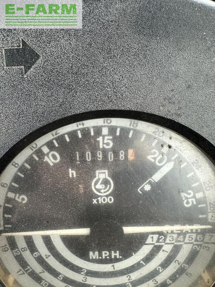 John Deere 2850 - Tracteur agricole: photos 3 John Deere 2850 - Tracteur agricole: photos 3