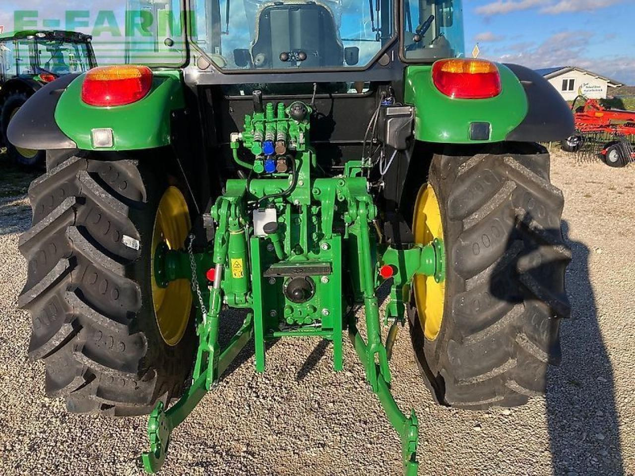 John Deere 5075m - Tracteur agricole: photos 5 John Deere 5075m - Tracteur agricole: photos 5