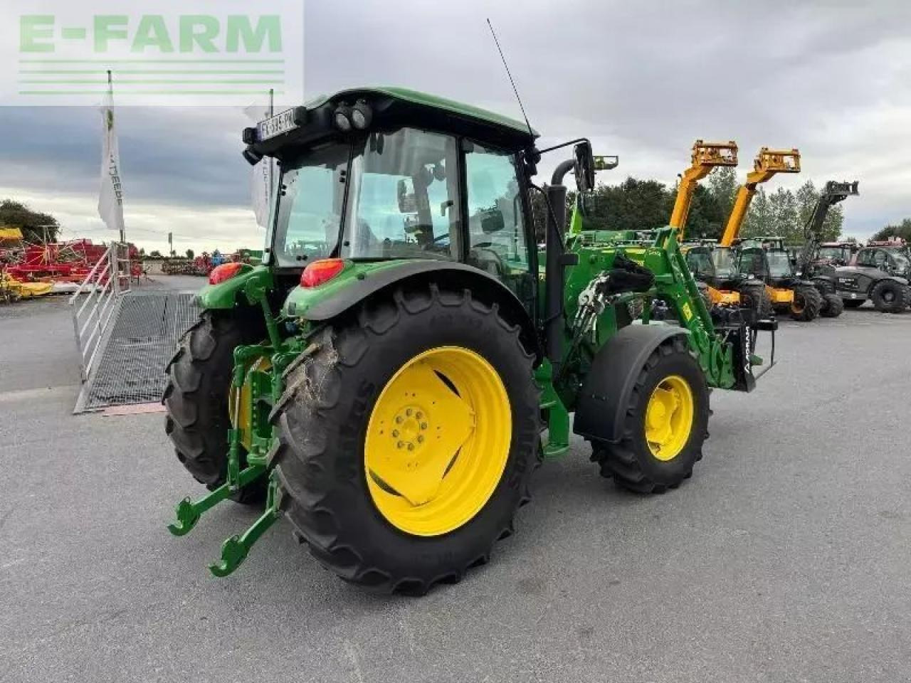John Deere 5090m - Tracteur agricole: photos 4 John Deere 5090m - Tracteur agricole: photos 4
