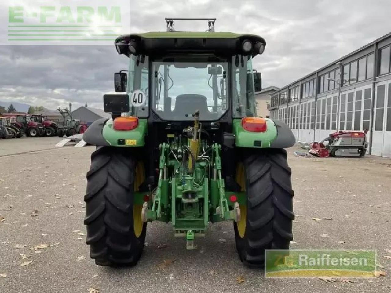 John Deere 5820 - Tracteur agricole: photos 5 John Deere 5820 - Tracteur agricole: photos 5