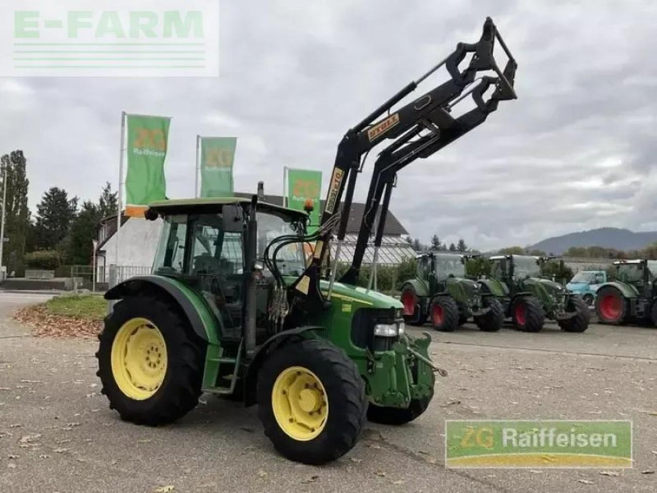 John Deere 5820 - Tracteur agricole: photos 2 John Deere 5820 - Tracteur agricole: photos 2