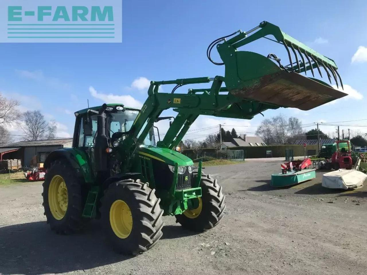 John Deere 6100 m command quad - Tracteur agricole: photos 2 John Deere 6100 m command quad - Tracteur agricole: photos 2