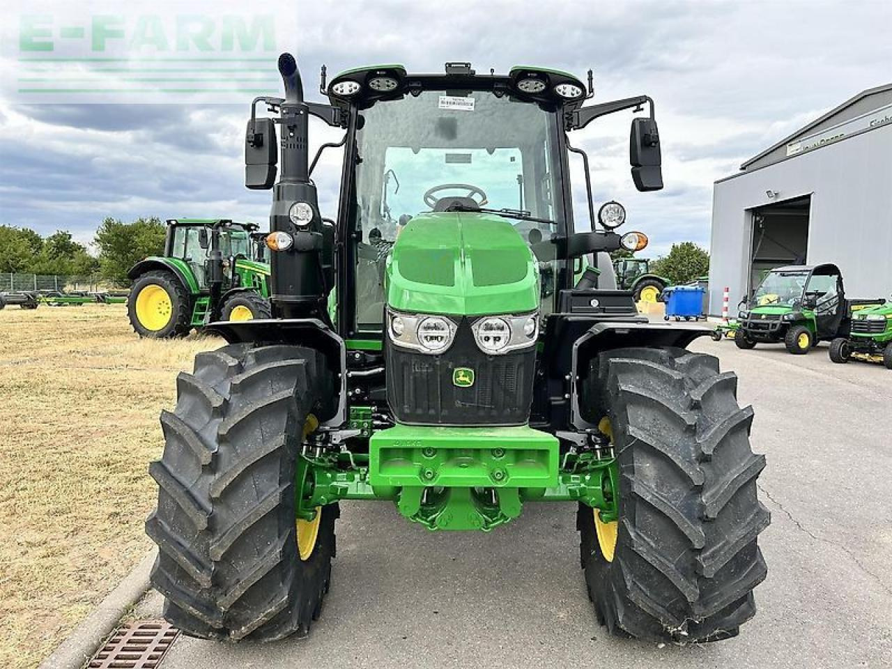John Deere 6100m aq+ demo - Tracteur agricole: photos 2 John Deere 6100m aq+ demo - Tracteur agricole: photos 2
