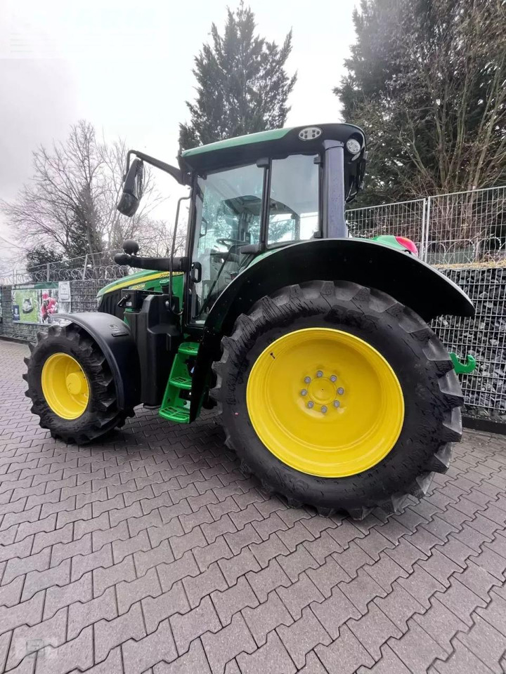 John Deere 6120m - Tracteur agricole: photos 3 John Deere 6120m - Tracteur agricole: photos 3