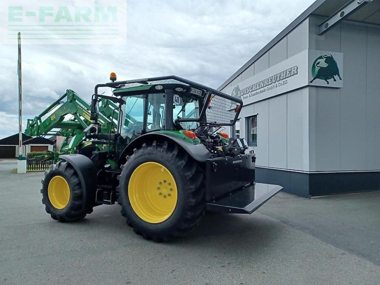 John Deere 6120m uvv forstschlepper - Tracteur agricole: photos 3 John Deere 6120m uvv forstschlepper - Tracteur agricole: photos 3