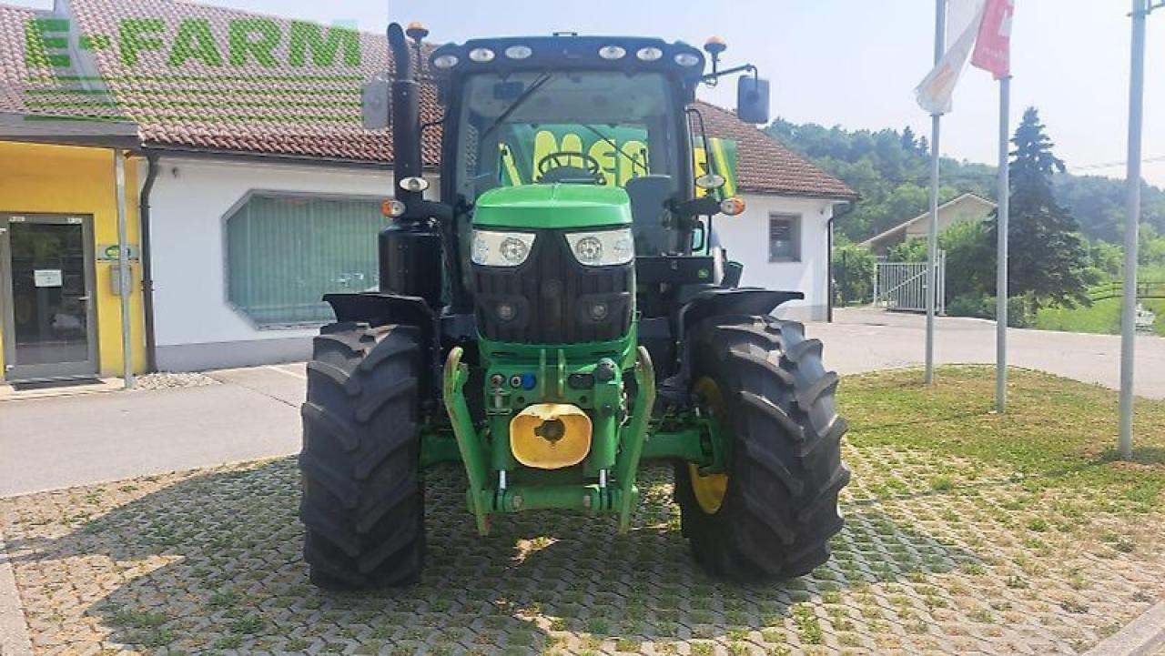 John Deere 6120r - Tracteur agricole: photos 2 John Deere 6120r - Tracteur agricole: photos 2