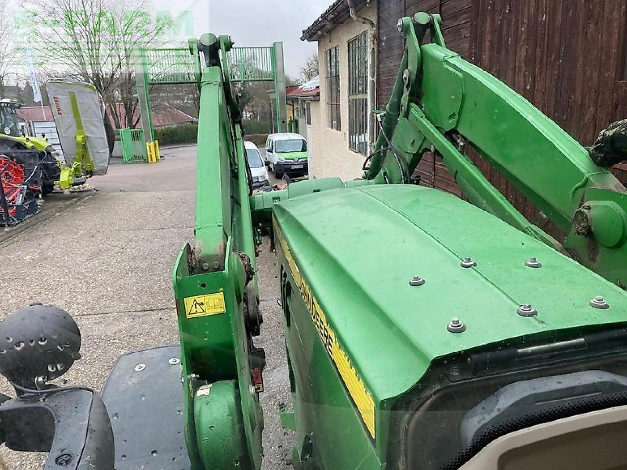 Tracteur agricole John Deere 6135 m: photos 11
