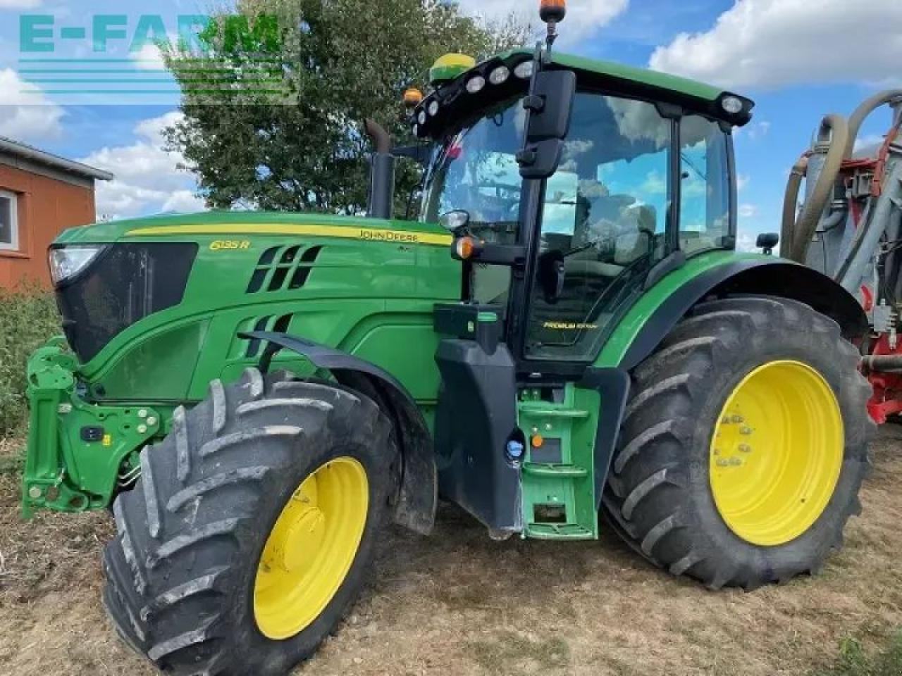 John Deere 6135r - Tracteur agricole: photos 1 John Deere 6135r - Tracteur agricole: photos 1