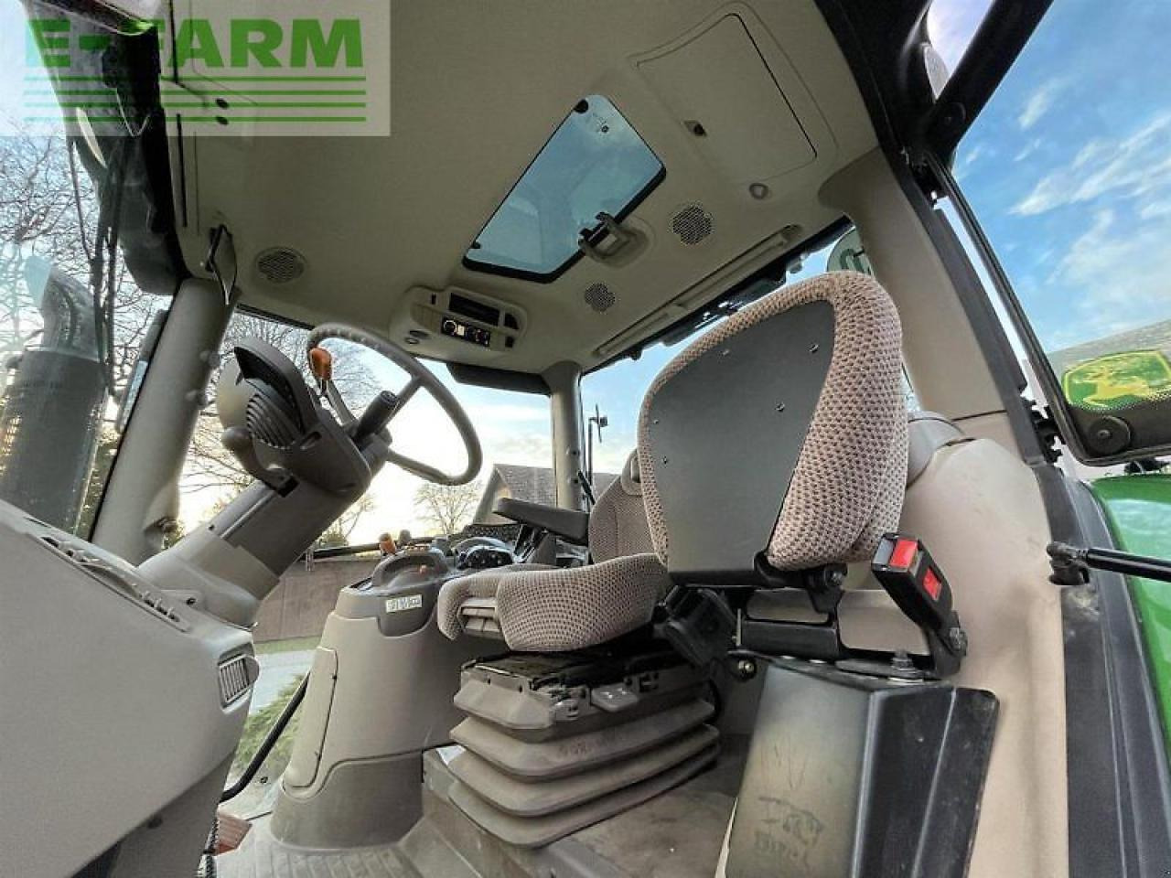 Tracteur agricole John Deere 6140r dd 40: photos 11 Tracteur agricole John Deere 6140r dd 40: photos 11