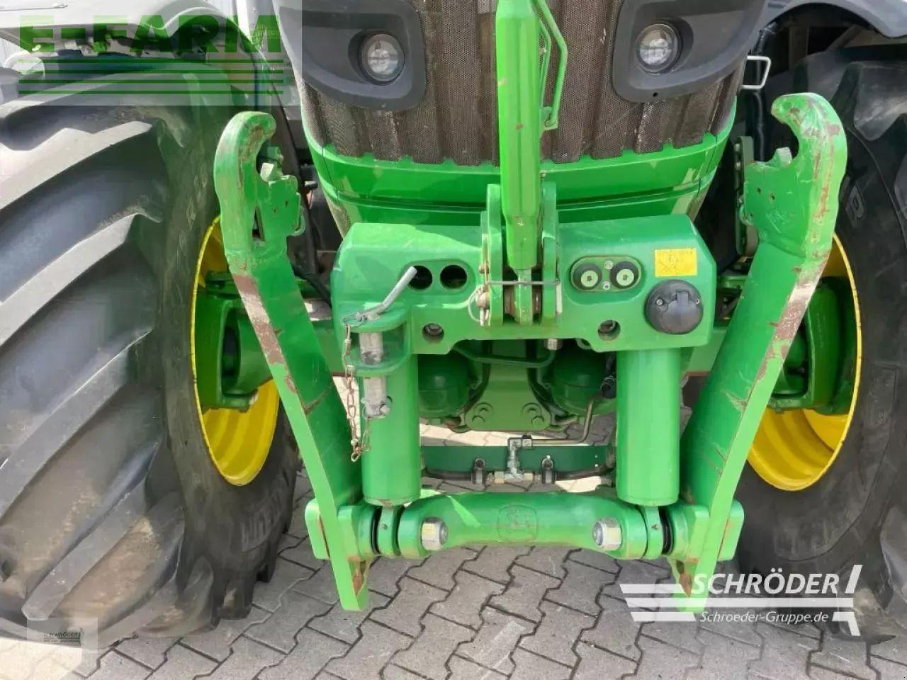 Tracteur agricole John Deere 6170 r: photos 8