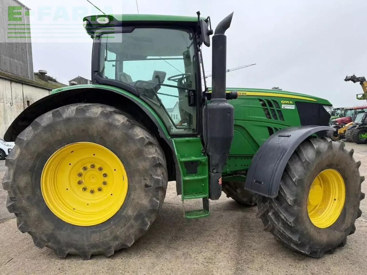 John Deere 6195r - Tracteur agricole: photos 3 John Deere 6195r - Tracteur agricole: photos 3