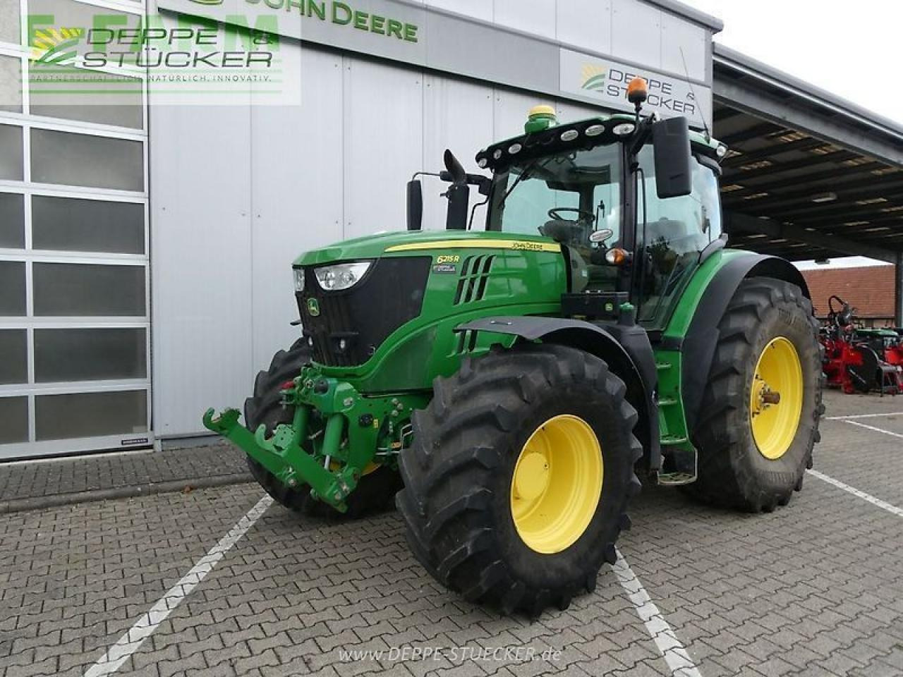 John Deere 6215r - Tracteur agricole: photos 1 John Deere 6215r - Tracteur agricole: photos 1