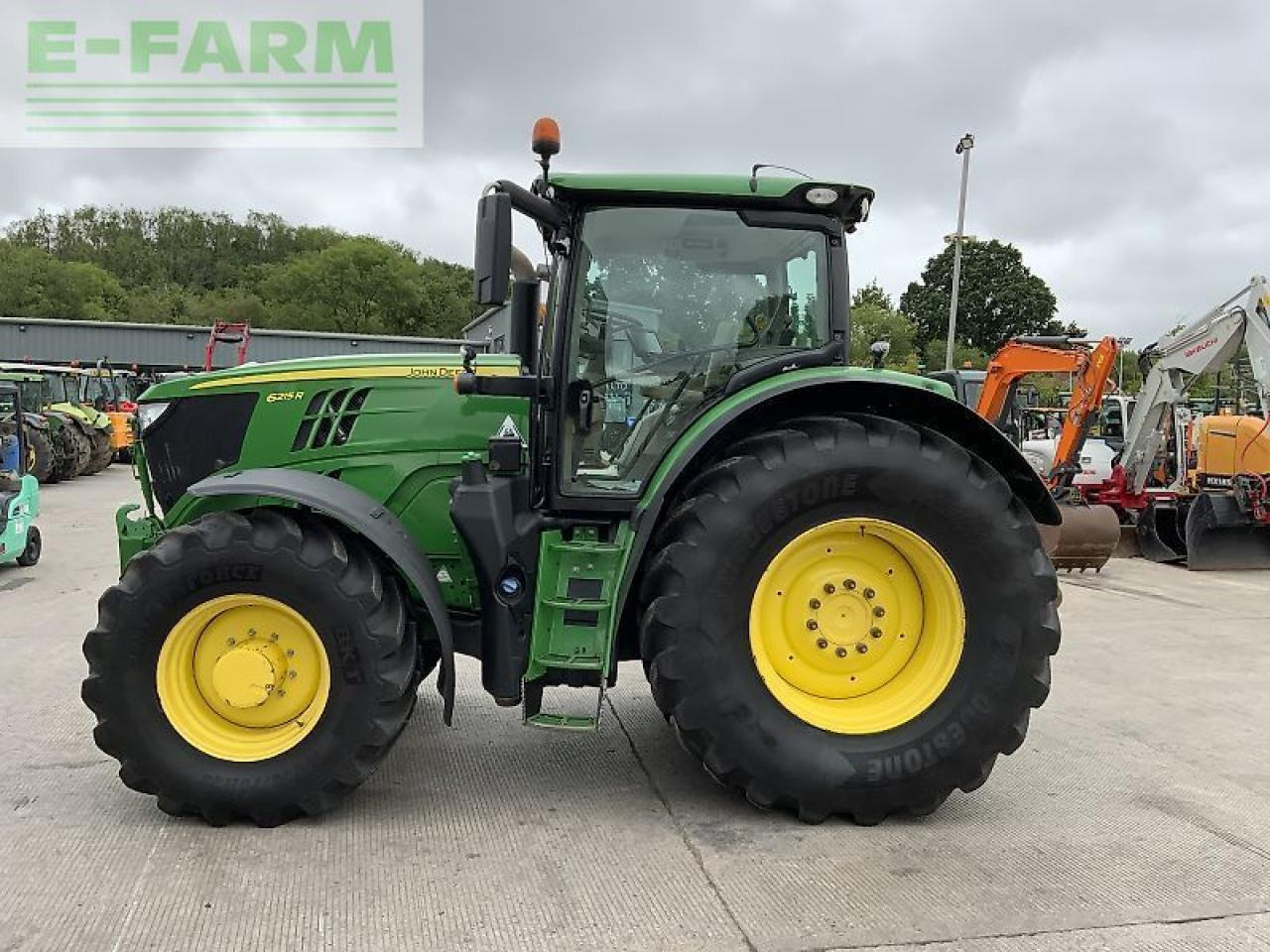 John Deere 6215r tractor (st23353) - Tracteur agricole: photos 5 John Deere 6215r tractor (st23353) - Tracteur agricole: photos 5