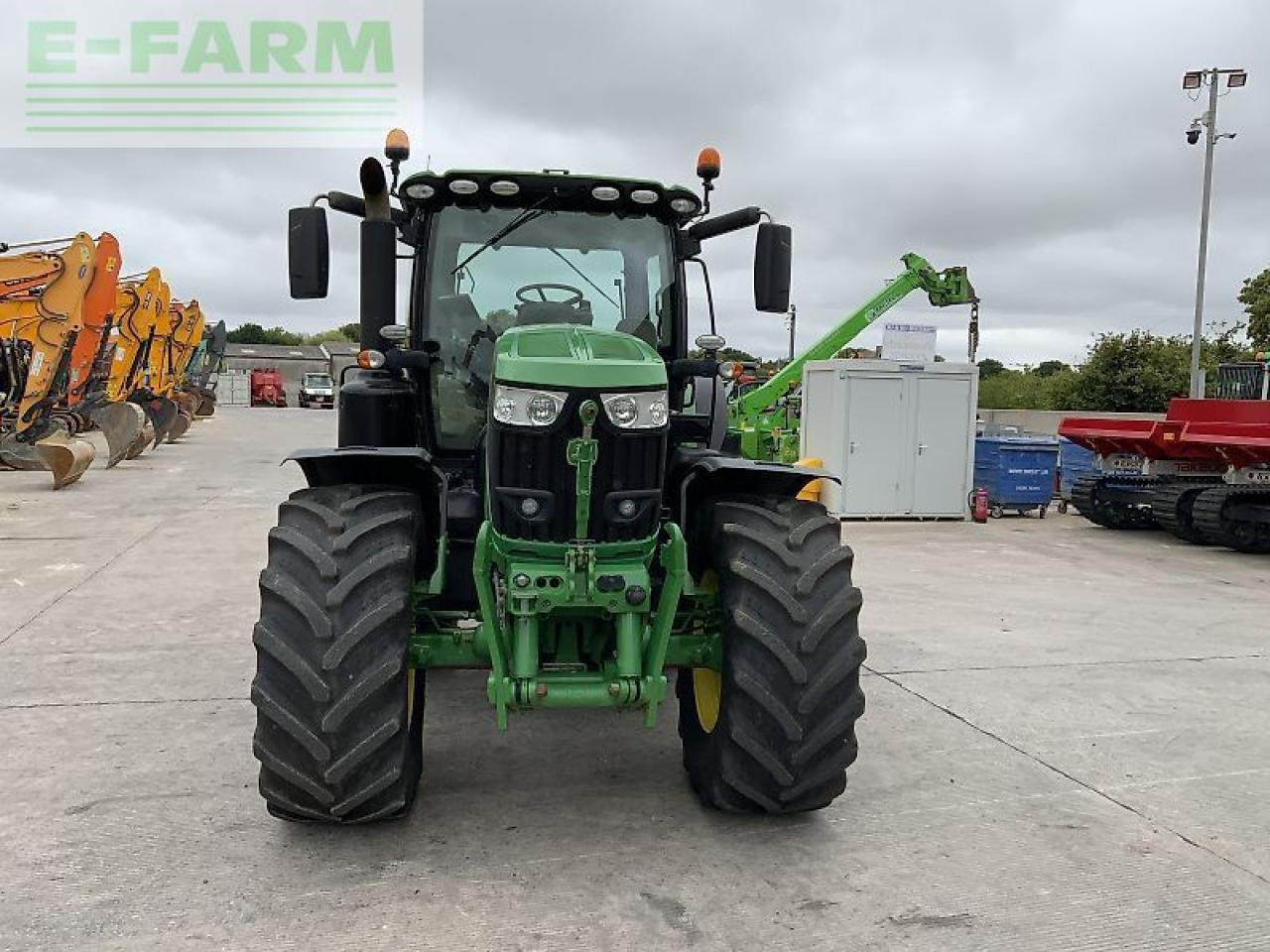 John Deere 6215r tractor (st23353) - Tracteur agricole: photos 3 John Deere 6215r tractor (st23353) - Tracteur agricole: photos 3