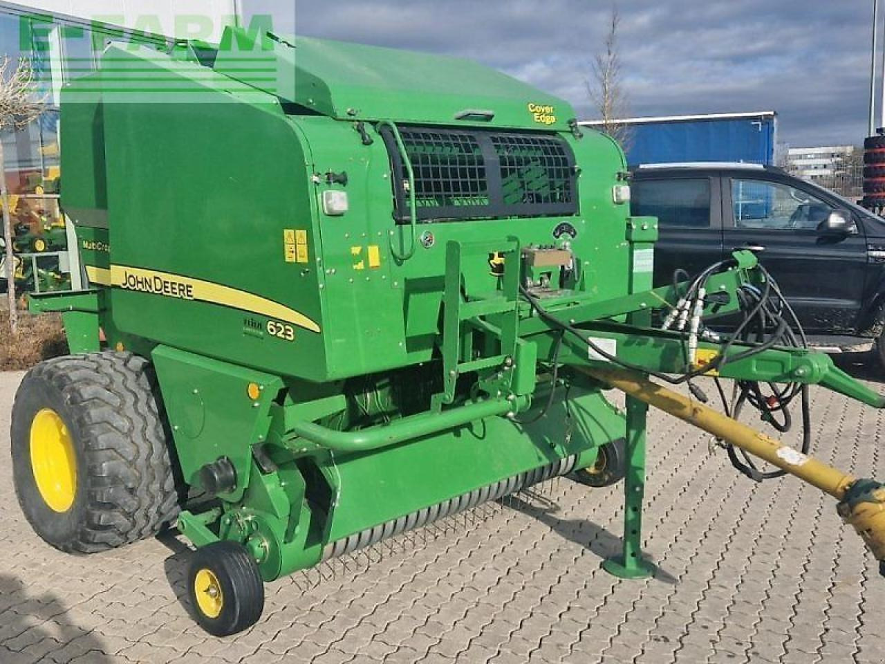 John Deere 623 multicrop - Presse à balles cubiques: photos 4 John Deere 623 multicrop - Presse à balles cubiques: photos 4