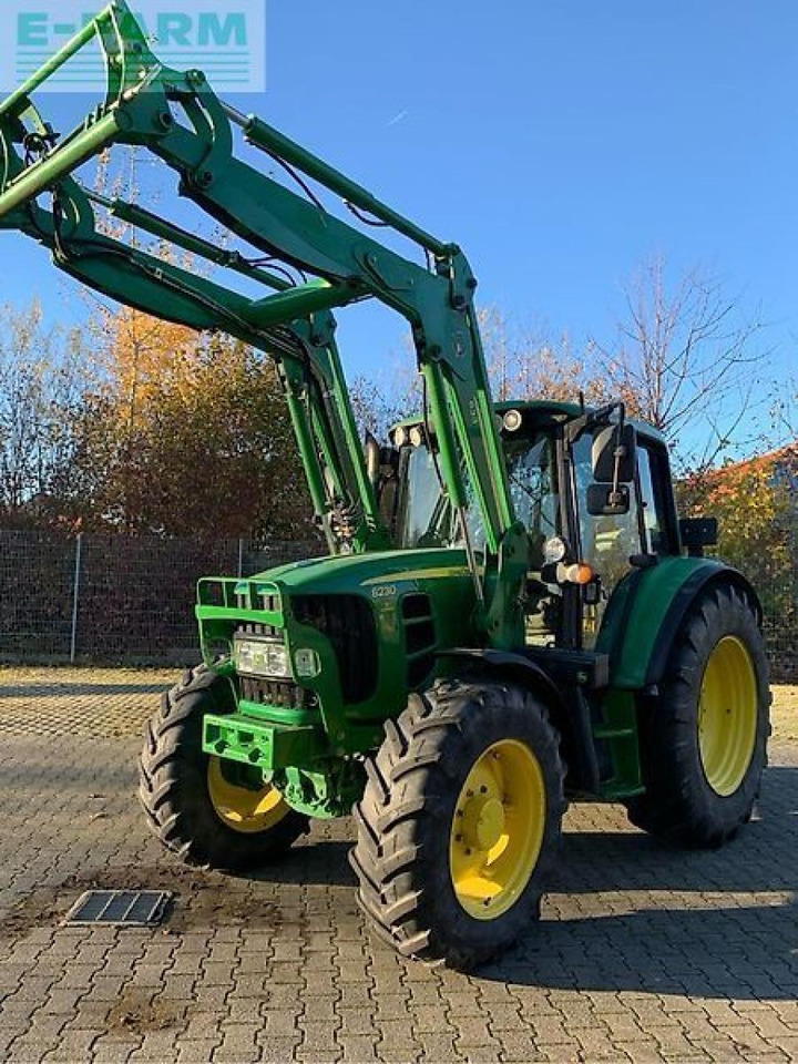 John Deere 6230 premium - Tracteur agricole: photos 1 John Deere 6230 premium - Tracteur agricole: photos 1