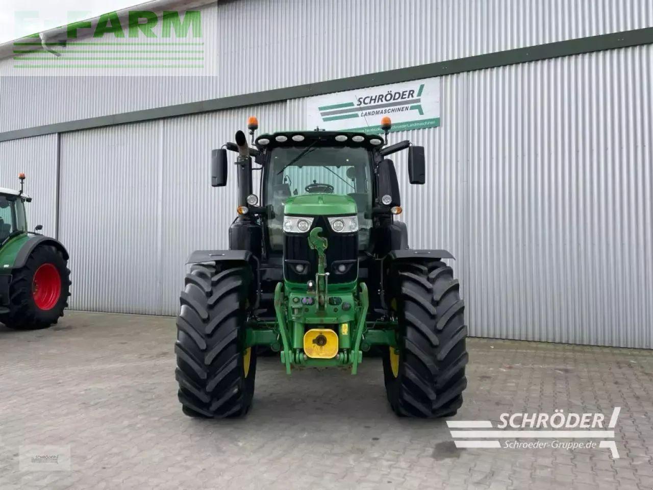 Tracteur agricole John Deere 6250 r: photos 6 Tracteur agricole John Deere 6250 r: photos 6