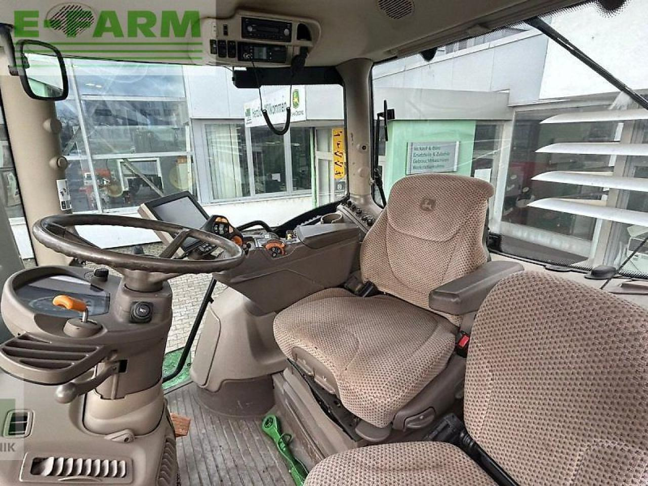 Tracteur agricole John Deere 6250r 6250 r: photos 14