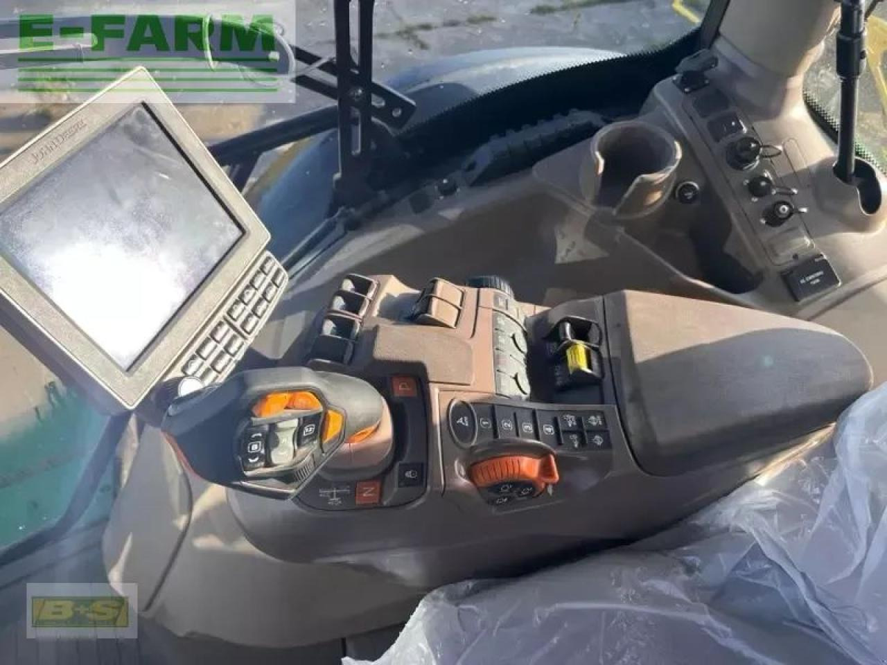 John Deere 6250r - Tracteur agricole: photos 3 John Deere 6250r - Tracteur agricole: photos 3