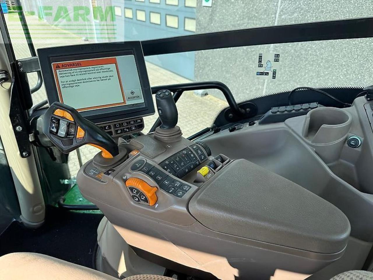 John Deere 6250r - Tracteur agricole: photos 4 John Deere 6250r - Tracteur agricole: photos 4