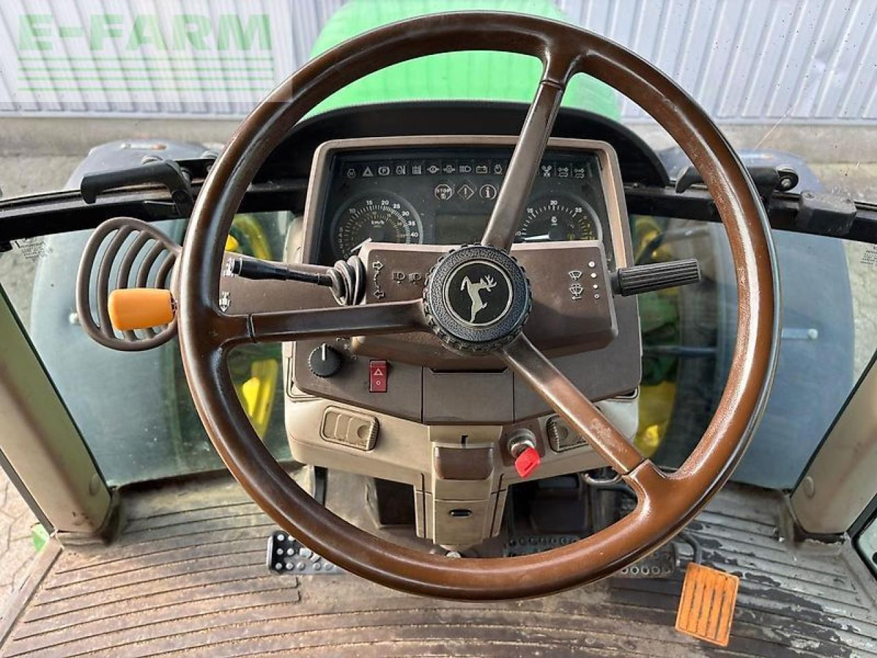 Tracteur agricole John Deere 6420: photos 7