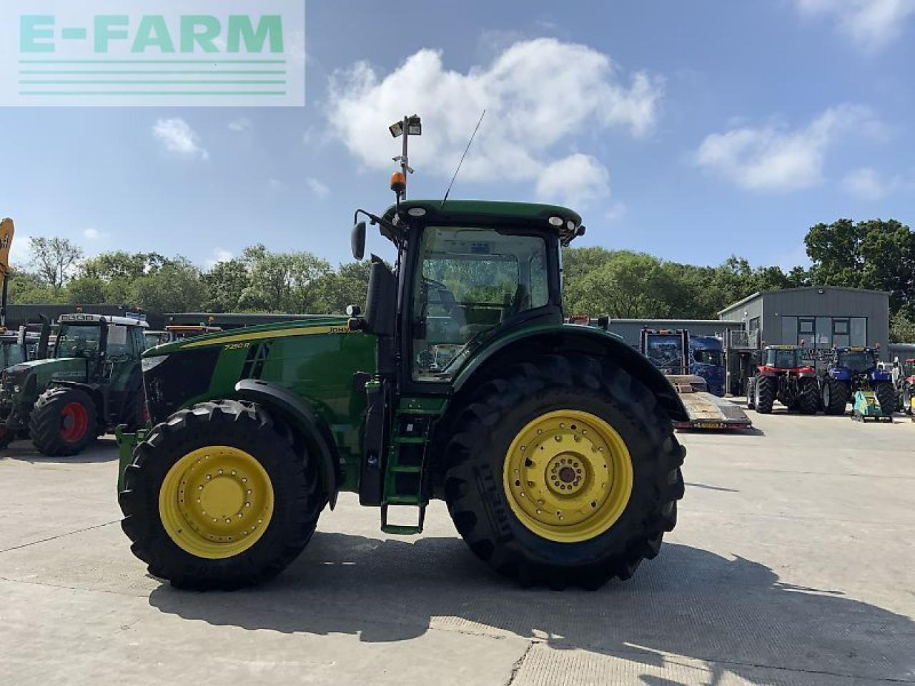 John Deere 7250r tractor (st23494) - Tracteur agricole: photos 5 John Deere 7250r tractor (st23494) - Tracteur agricole: photos 5