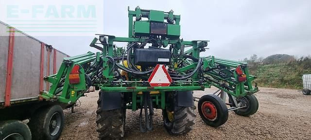 John Deere 740i 20/28m - Pulvérisateur traîné: photos 3 John Deere 740i 20/28m - Pulvérisateur traîné: photos 3