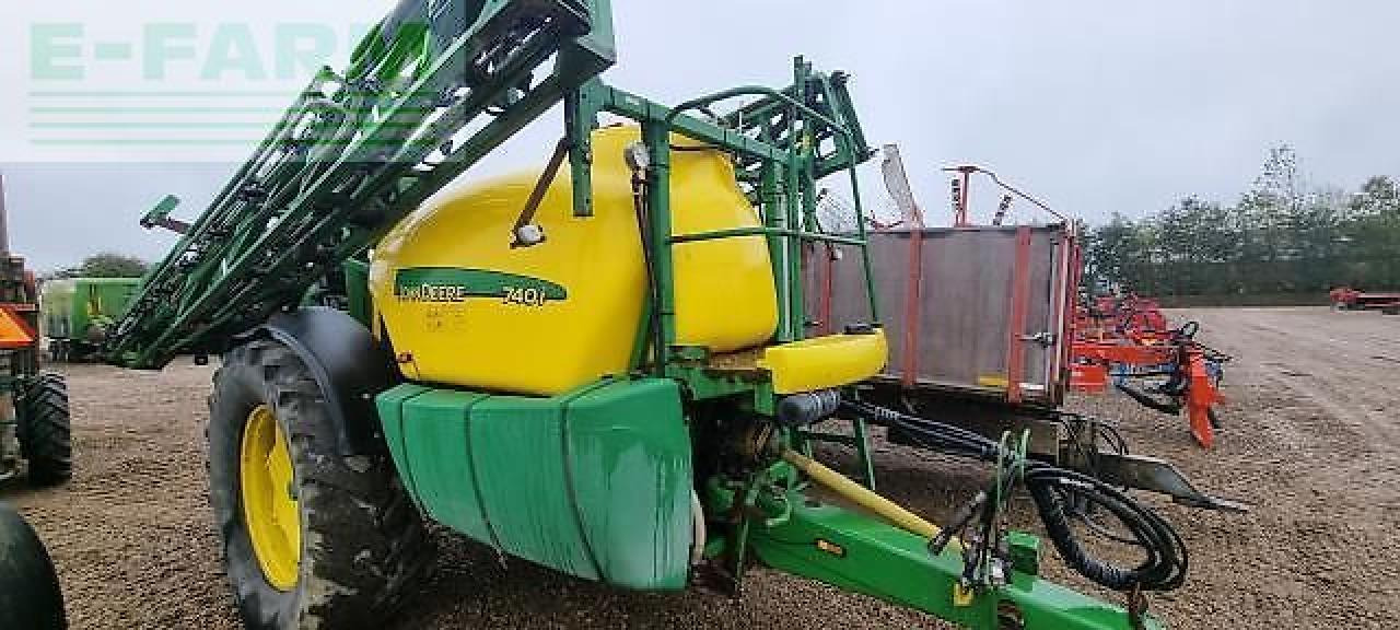 John Deere 740i 20/28m - Pulvérisateur traîné: photos 2 John Deere 740i 20/28m - Pulvérisateur traîné: photos 2