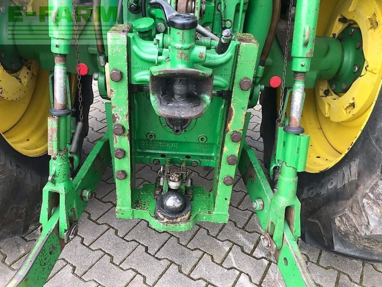 Tracteur agricole John Deere 7530: photos 9