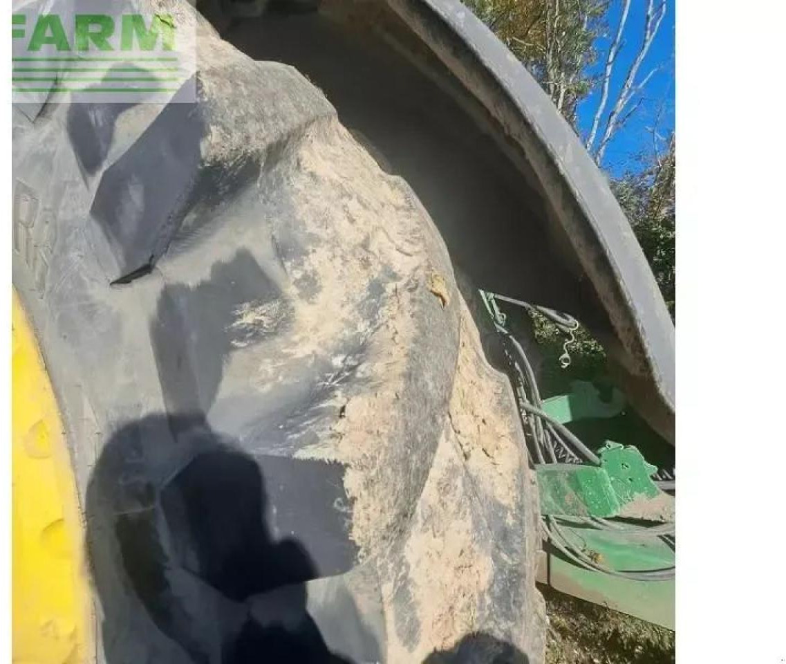 Tracteur agricole John Deere 8295r: photos 7 Tracteur agricole John Deere 8295r: photos 7