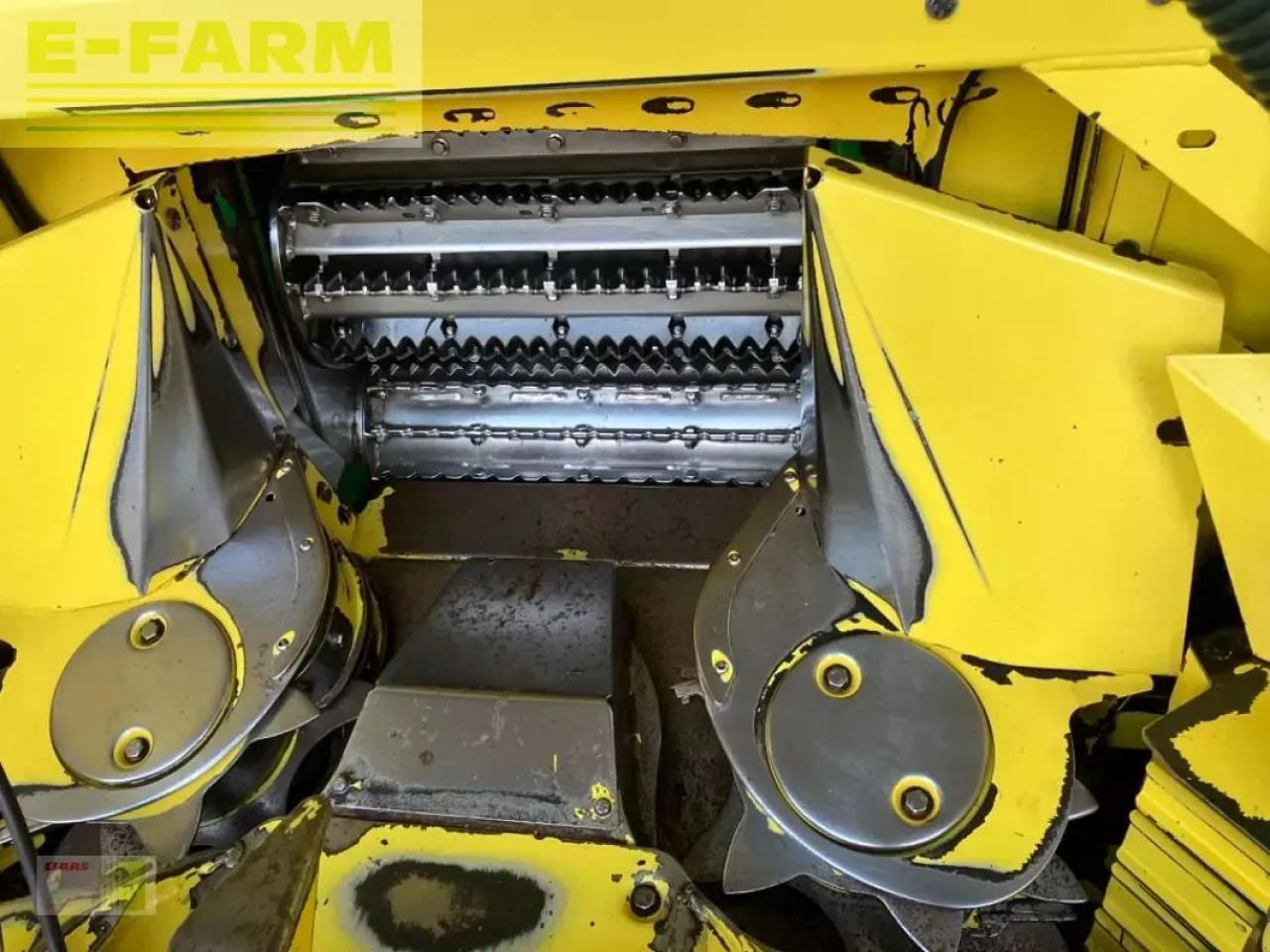 John Deere 8300i - Ensileuse: photos 2 John Deere 8300i - Ensileuse: photos 2