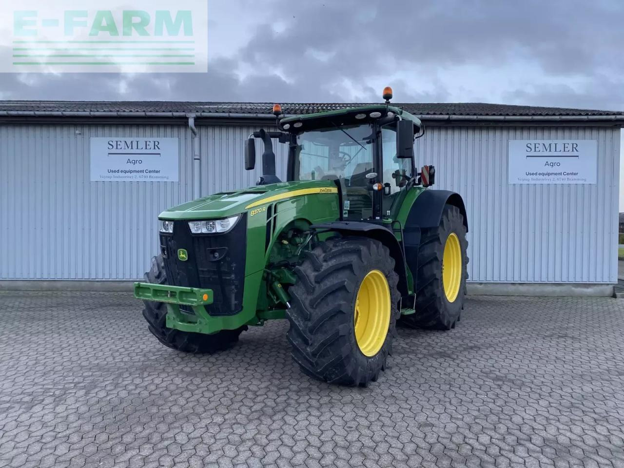 John Deere 8370r - Tracteur agricole: photos 1 John Deere 8370r - Tracteur agricole: photos 1