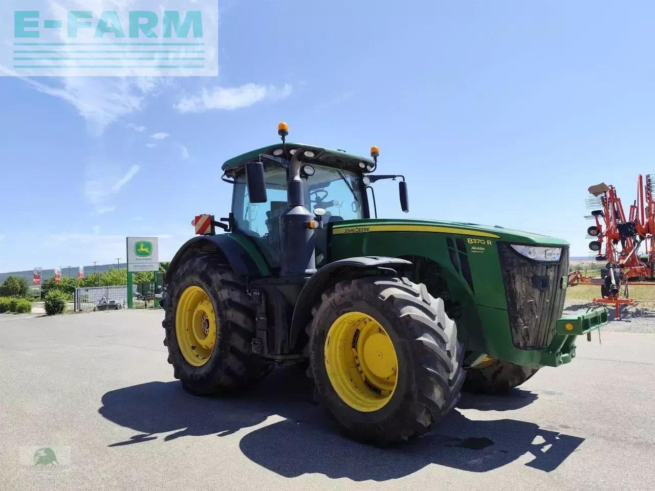 John Deere 8370r - Tracteur agricole: photos 1 John Deere 8370r - Tracteur agricole: photos 1